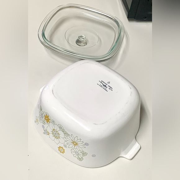 1970s Vintage Corning Ware Floral Bouquet 2.5 Qt Lidded Casserole P 2 1/2 B - Picture 8 of 16